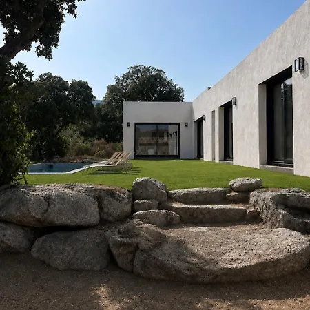 New With Private Swimming Pool In * Lecci