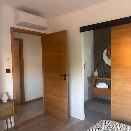 New With Private Swimming Pool In Vila Lecci